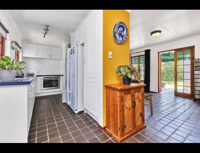 2 BEDROOM HOUSE FOR SALE IN SUNNINGHILL